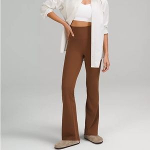 Lululemon Groove Super High Rise Flared Pant *Nulu